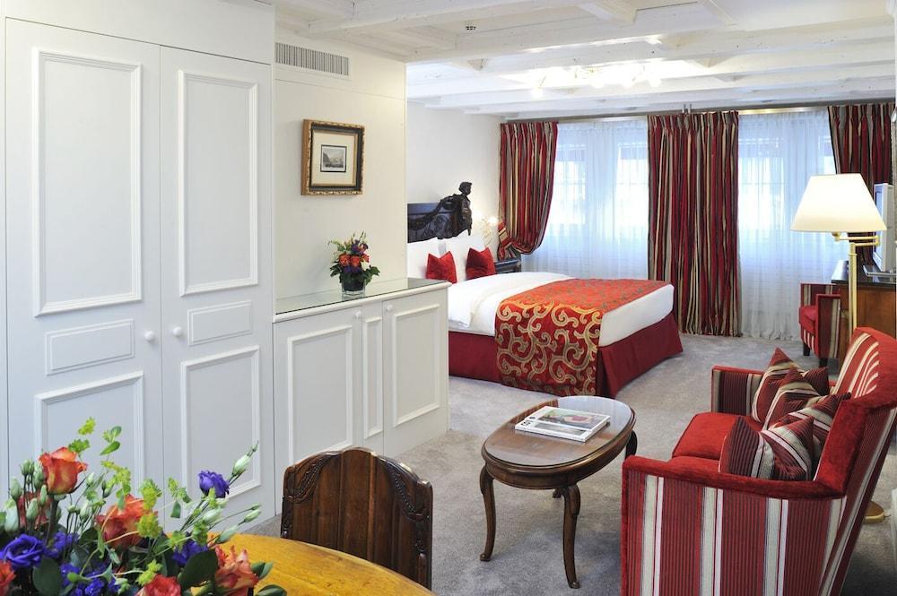 白鹤酒店 日内瓦 外观 照片 A suite at the Hotel de Crillon